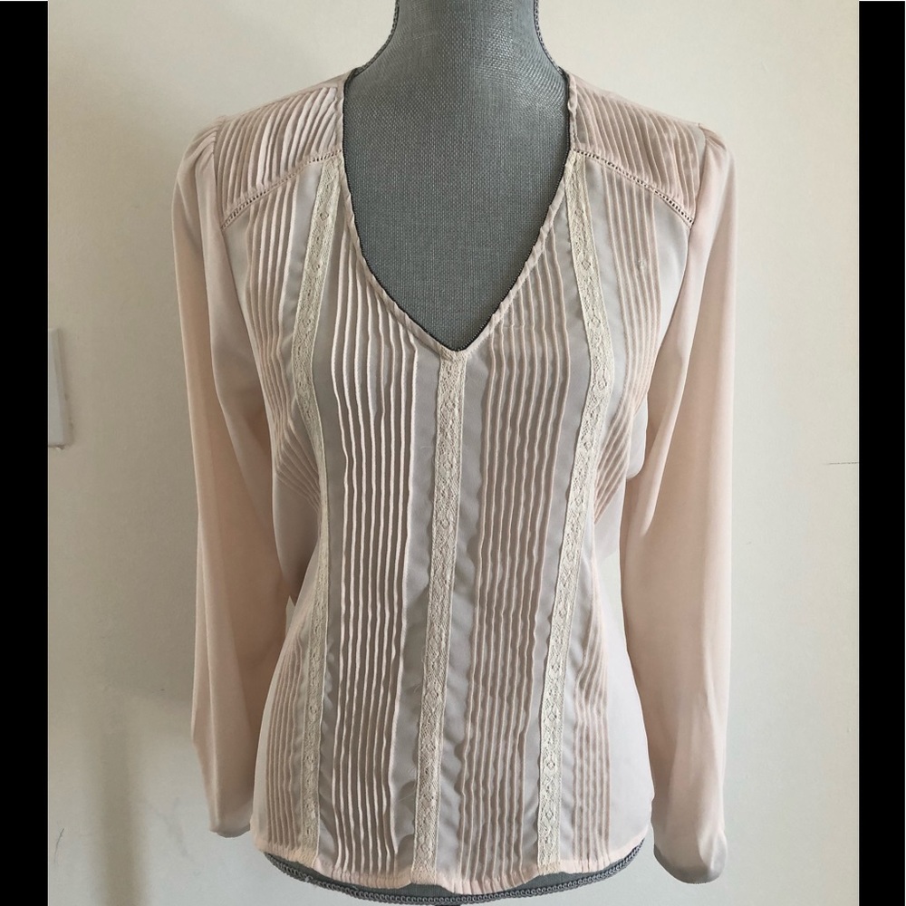 Daniel Rainn Blouse in nude color , beautiful